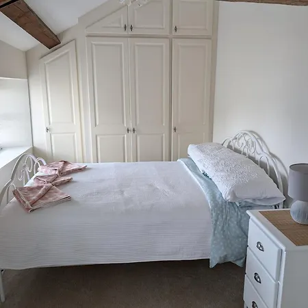 Garth Nook Barn 度假居 *